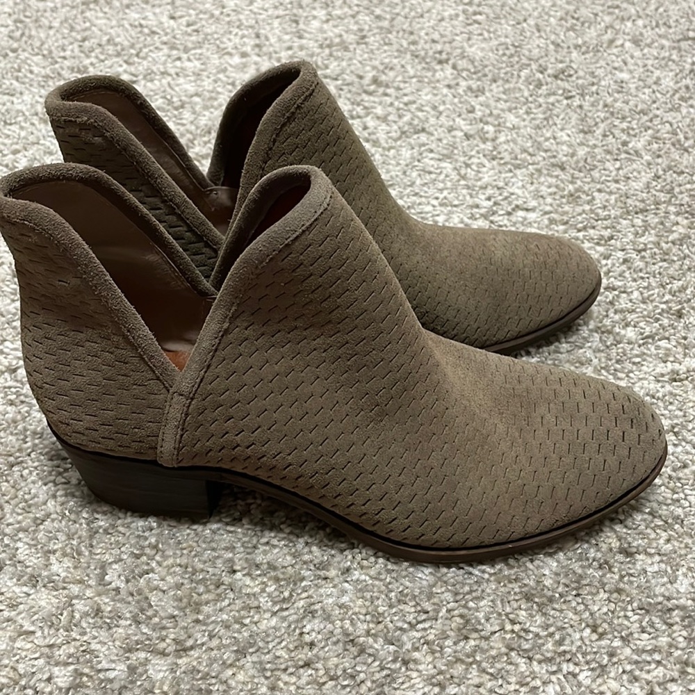 Booties - Lucky Brand - Size 8